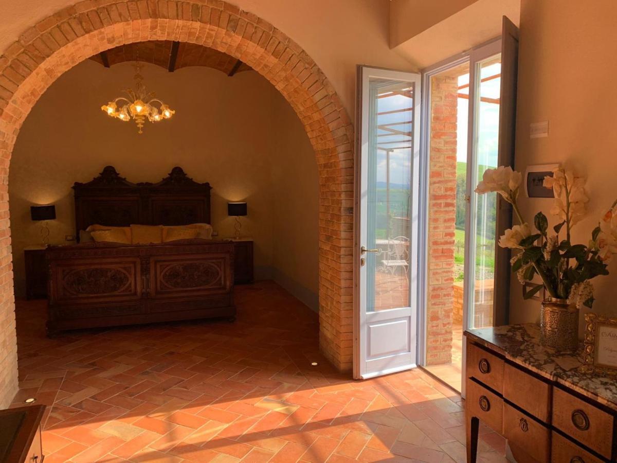 Cordella In Valdorcia Truffle And Olive Oil Resort Montalcino Exterior foto