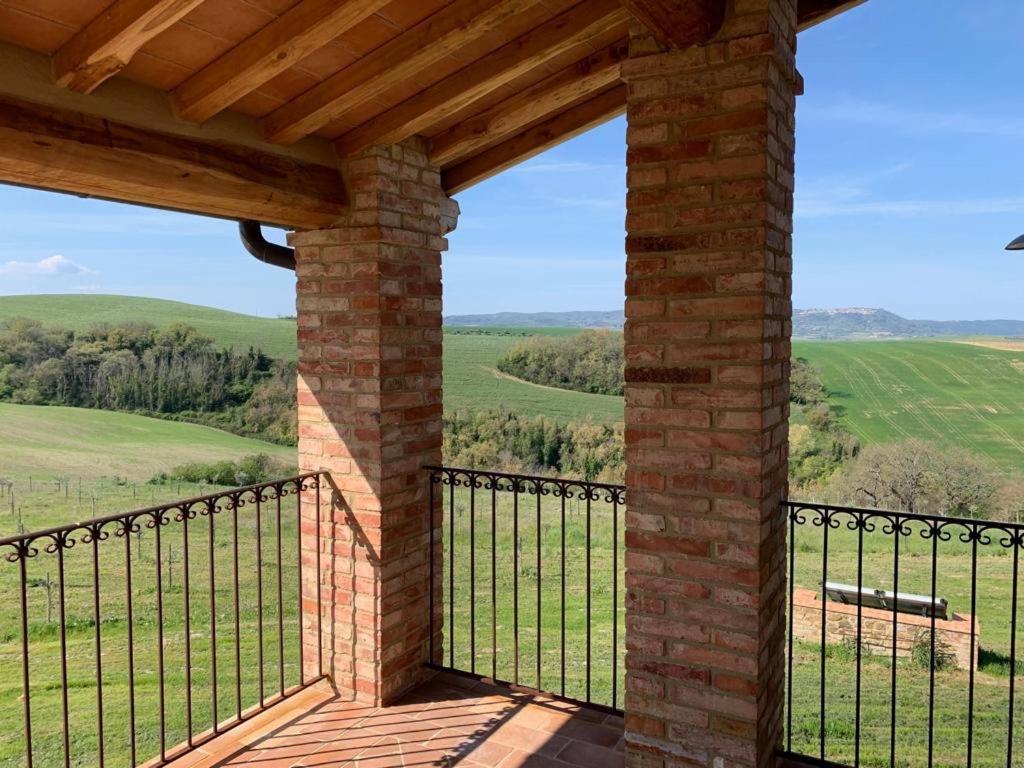 Cordella In Valdorcia Truffle And Olive Oil Resort Montalcino Exterior foto