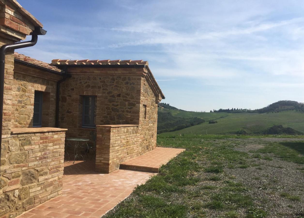 Cordella In Valdorcia Truffle And Olive Oil Resort Montalcino Exterior foto