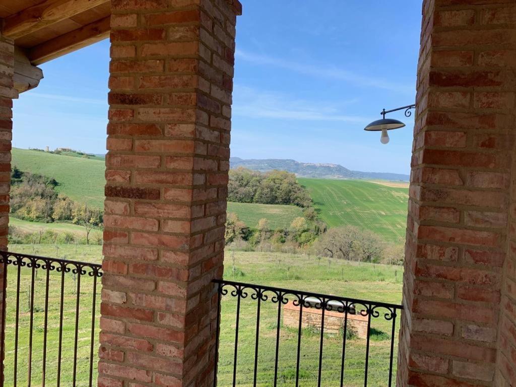 Cordella In Valdorcia Truffle And Olive Oil Resort Montalcino Exterior foto