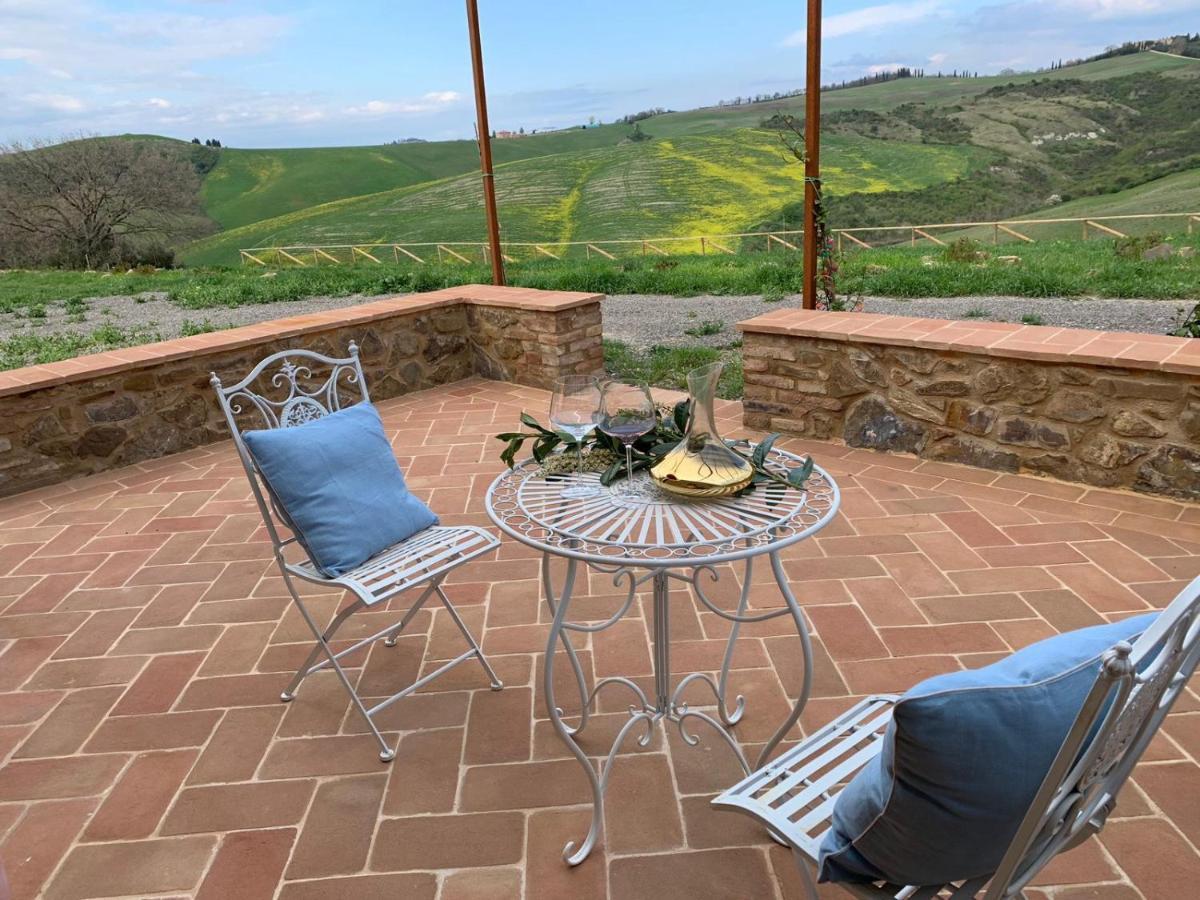 Cordella In Valdorcia Truffle And Olive Oil Resort Montalcino Exterior foto