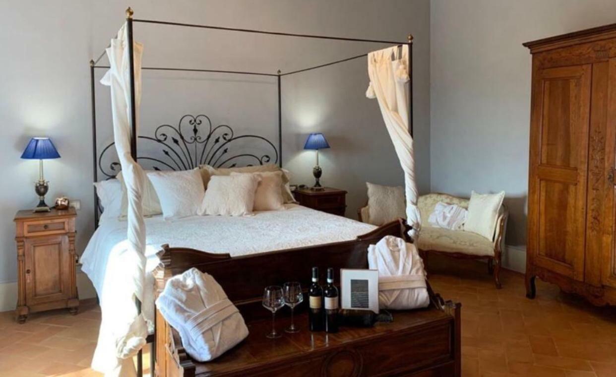 Cordella In Valdorcia Truffle And Olive Oil Resort Montalcino Exterior foto